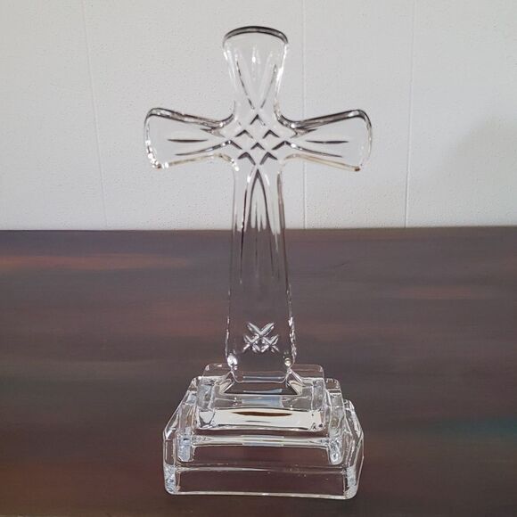 NWOT Beautiful Mikasa 9" Lead Crystal Cross Figurine - Picture 2 of 8